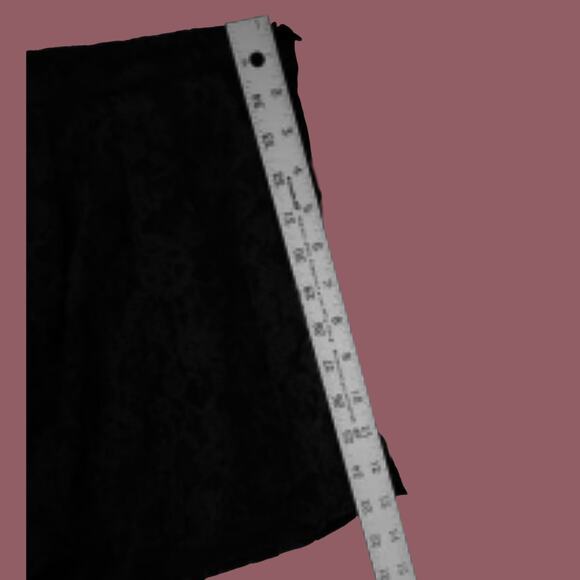 Marilyn Monroe Brand Black Lace "Some Like It Hot" Skort , Size Medium - Picture 6 of 6